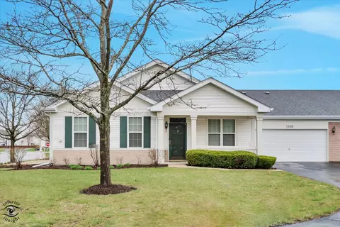 21418 Timber Lake Ct #21418, Crest Hill, IL 60403