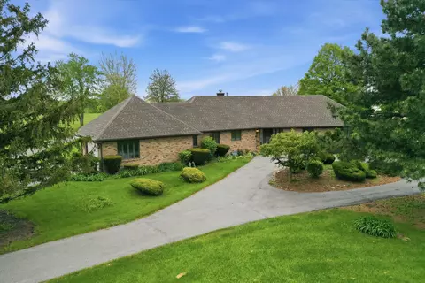 1026 S Schoolhouse Rd, New Lenox, IL 60451