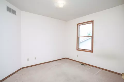 606 Carriage Hills Rd, Normal, IL 61761 photo 17