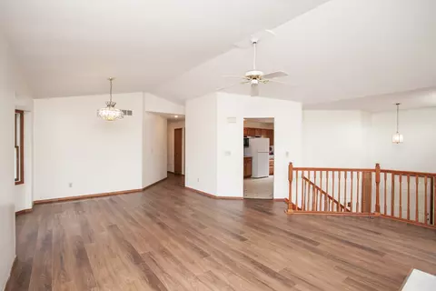 606 Carriage Hills Rd, Normal, IL 61761 photo 11