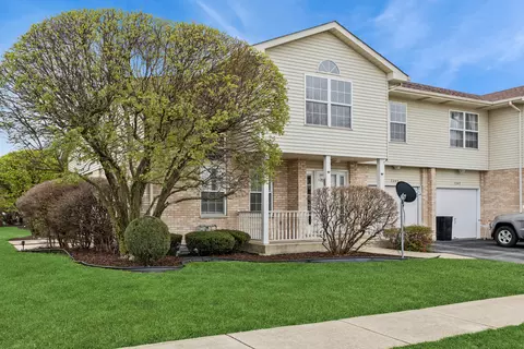 7245 Arbor Ln, Justice, IL 60458