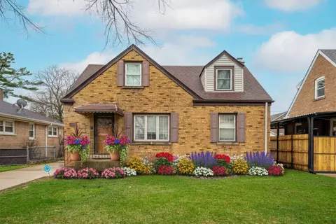 7246 N Olcott Ave, Chicago, IL 60631