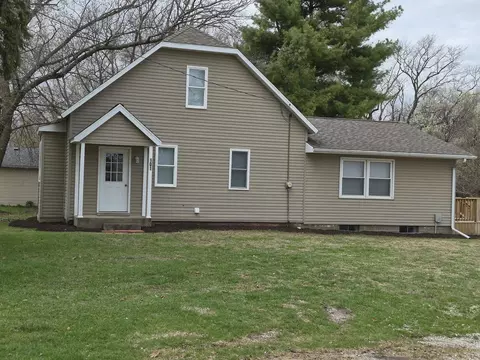101 N 6th Ave, New Windsor, IL 61465