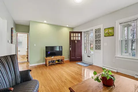 Entry Way - 120 S Kinzie St, Thornton, IL 60476 photo 2 of 2