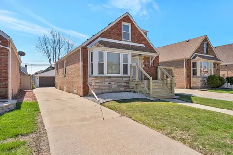 2825 W 84th Pl, Chicago, IL 60652