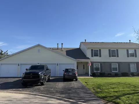 681 Thorntree Ct #A1, Bartlett, IL 60103