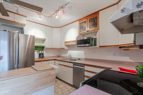 Kitchen - 405 W Raab Rd, Normal, IL 61761 photo 3 of 4