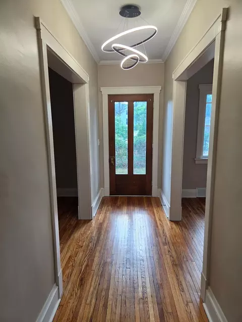 Entry Way - 806 E Olive St, Bloomington, IL 61701 photo 1 of 3