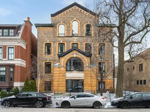 1849 N Hermitage Ave #304, Chicago, IL 60622