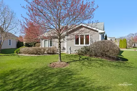 Exterior - 595 Golfers Ln, Bartlett, IL 60103 photo 3 of 7