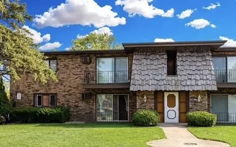 5739 129th St #1B, Crestwood, IL 60418
