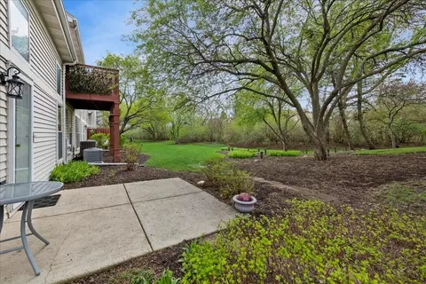 Exterior - 2110 Peach Tree Ln #2110, Algonquin, IL 60102 photo 3 of 3