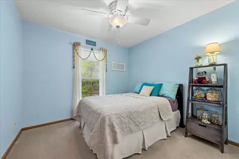 Bedroom - 2110 Peach Tree Ln #2110, Algonquin, IL 60102 photo 3 of 3