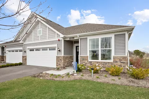 12091 Chandra Cir, Huntley, IL 60142