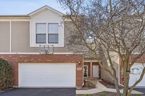 16224 Golfview Dr, Lockport, IL 60441