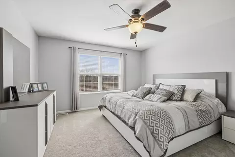 Bedroom - 16224 Golfview Dr, Lockport, IL 60441 photo 2 of 3