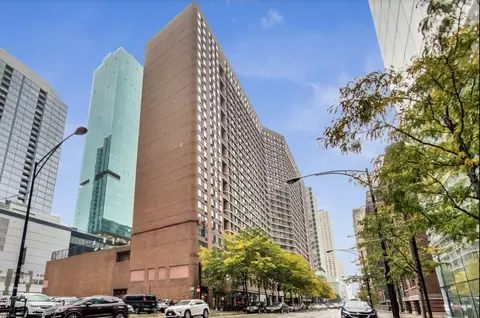 Undisclosed, Chicago, IL 60611