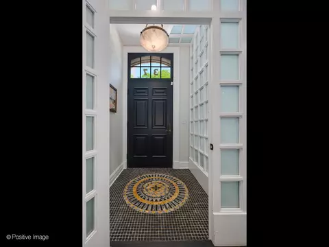 Entry Way - 37 Elm St, Chicago, IL 60611 photo 1 of 2