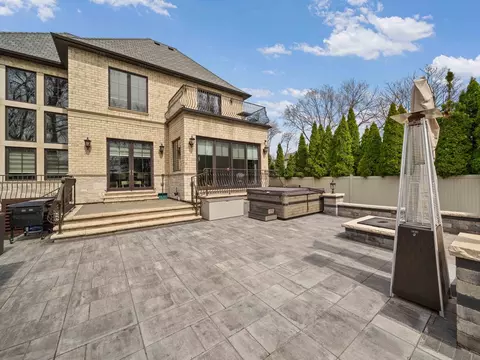 3075 Keystone Rd, Northbrook, IL 60062 photo 3
