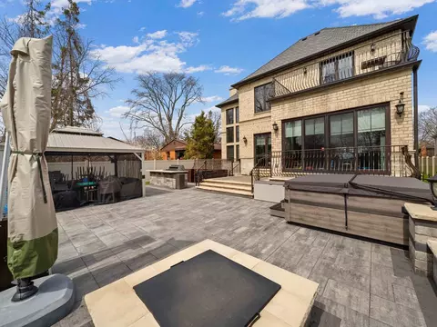 3075 Keystone Rd, Northbrook, IL 60062 photo 4