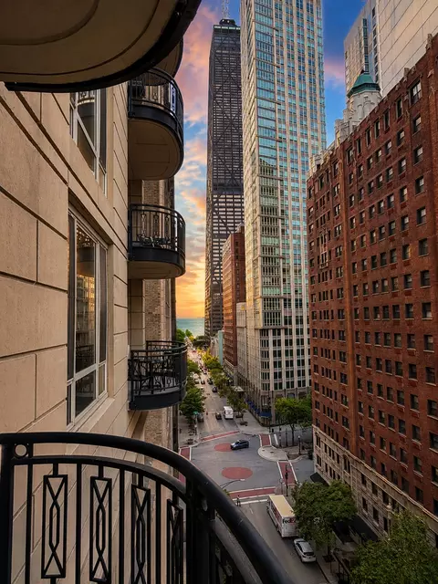 View/Area - 10 E Delaware Pl #9C, Chicago, IL 60611 photo 1 of 1