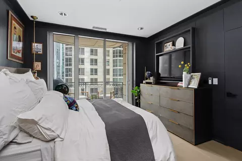 Bedroom - 10 E Delaware Pl #9C, Chicago, IL 60611 photo 2 of 3