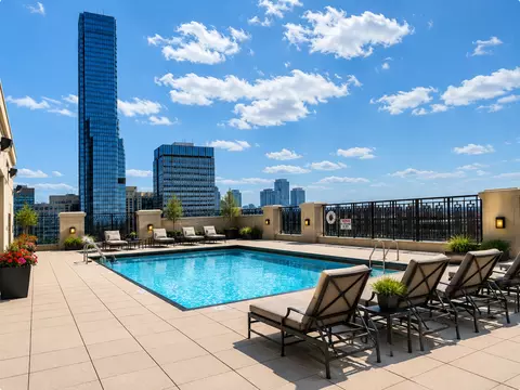 Exterior - 10 E Delaware Pl #9C, Chicago, IL 60611 photo 3 of 4