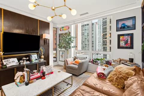 Living - 10 E Delaware Pl #9C, Chicago, IL 60611 photo 2 of 5