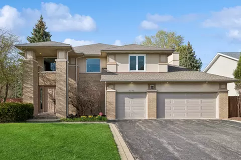 2774 Walters Ave, Northbrook, IL 60062