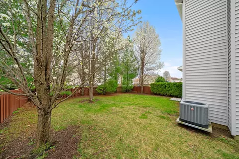Exterior - 4334 Dillon St, Plano, IL 60545 photo 5 of 6
