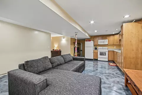 Kitchen - 14517 Meadow Ln, Plainfield, IL 60544 photo 5 of 6