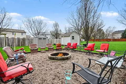 Exterior - 14517 Meadow Ln, Plainfield, IL 60544 photo 7 of 8