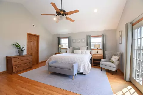 Bedroom - 349 Blackhawk Rd, Riverside, IL 60546 photo 2 of 4
