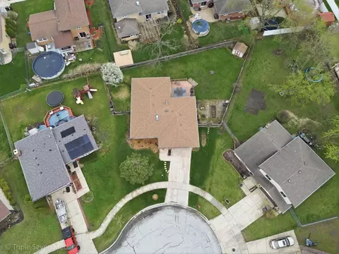 View/Area - 15417 Maple Ct, Oak Forest, IL 60452 photo 4 of 12