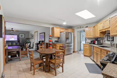 Kitchen - 15417 Maple Ct, Oak Forest, IL 60452 photo 3 of 3