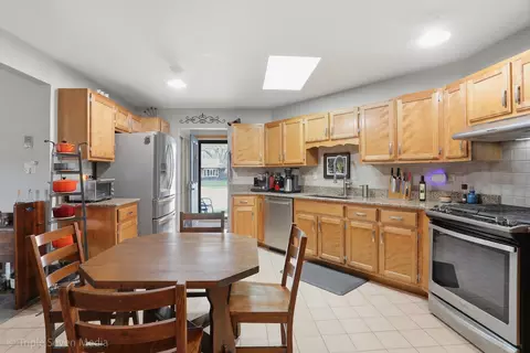 Kitchen - 15417 Maple Ct, Oak Forest, IL 60452 photo 2 of 3