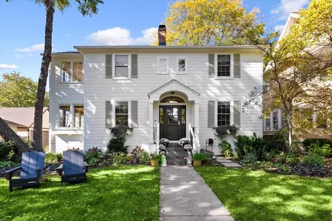 2646 Eastwood Ave, Evanston, IL 60201