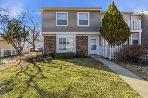 4521 Provincetown Dr, Country Club Hills, IL 60478