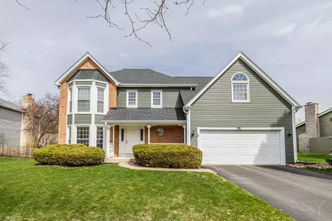381 Millington Ln, Aurora, IL 60504