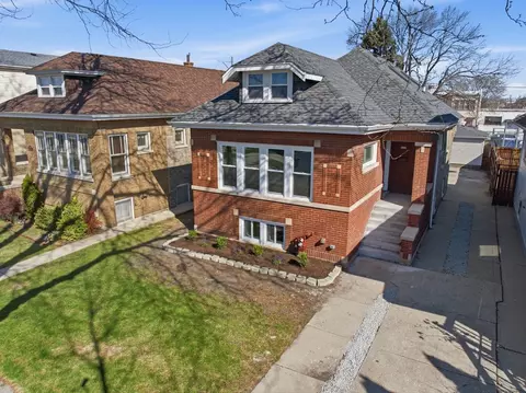 5020 W Fletcher St, Chicago, IL 60641