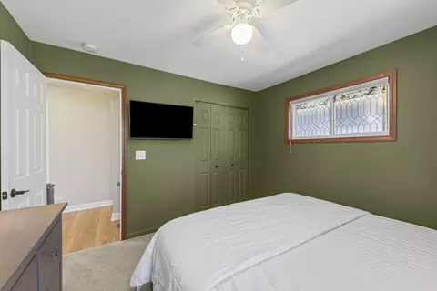 Bedroom - 115 N Pierce Ave, Wheaton, IL 60187 photo 4 of 5