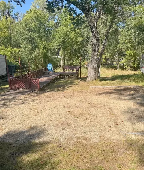 1646 Woodhaven, Sublette, IL 61367