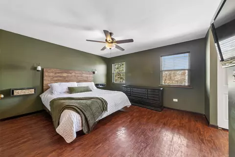 Bedroom - 1940 Tanglewood Dr, Algonquin, IL 60102 photo 1 of 3