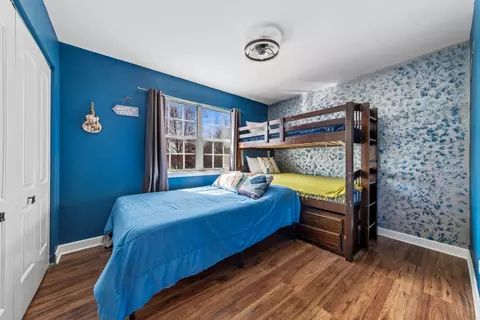 Bedroom - 1940 Tanglewood Dr, Algonquin, IL 60102 photo 3 of 3