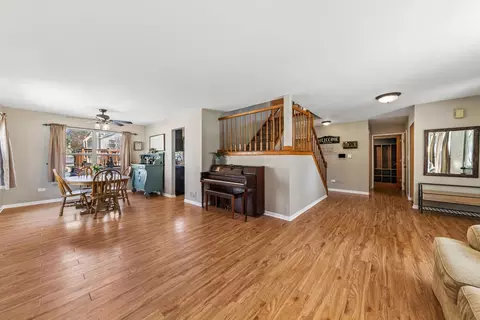 Entry Way - 1940 Tanglewood Dr, Algonquin, IL 60102 photo 1 of 1