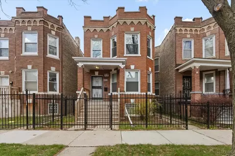 4844 W Rice St, Chicago, IL 60651