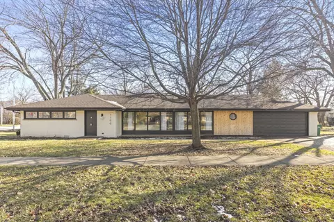 1100 Westmore Meyers Rd, Lombard, IL 60148