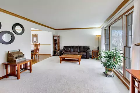 Living - 873 Hampton Dr, Carol Stream, IL 60188 photo 1 of 6