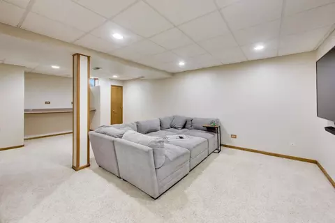Other - 873 Hampton Dr, Carol Stream, IL 60188 photo 4 of 7
