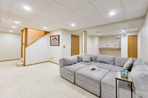 Living - 873 Hampton Dr, Carol Stream, IL 60188 photo 6 of 6